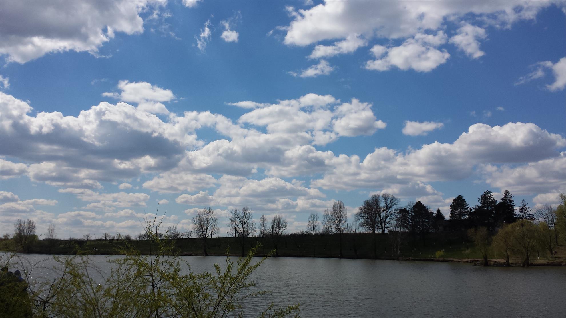 Hermes Peris 4 aprilie 2015 - 201504041305201.jpg